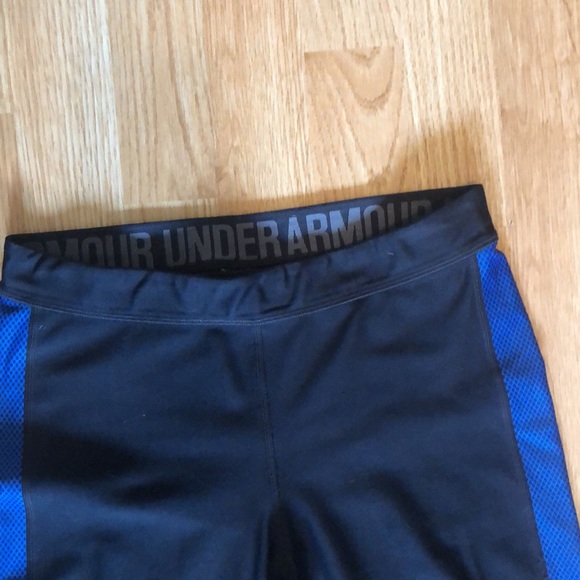 Under Armour fitted black blue cold gear. - Picture 2 of 5